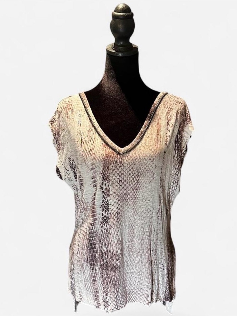Jennifer Lopez Snake Print Top w/ Diamond Neckline & Open Back in Size Medium